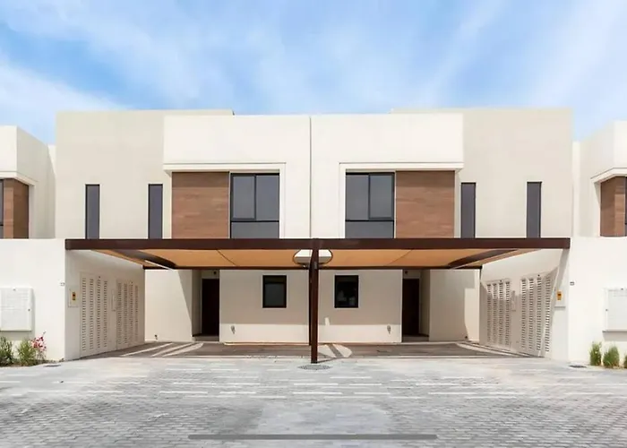 F1 Dream 4Br Villa! - Yas Island